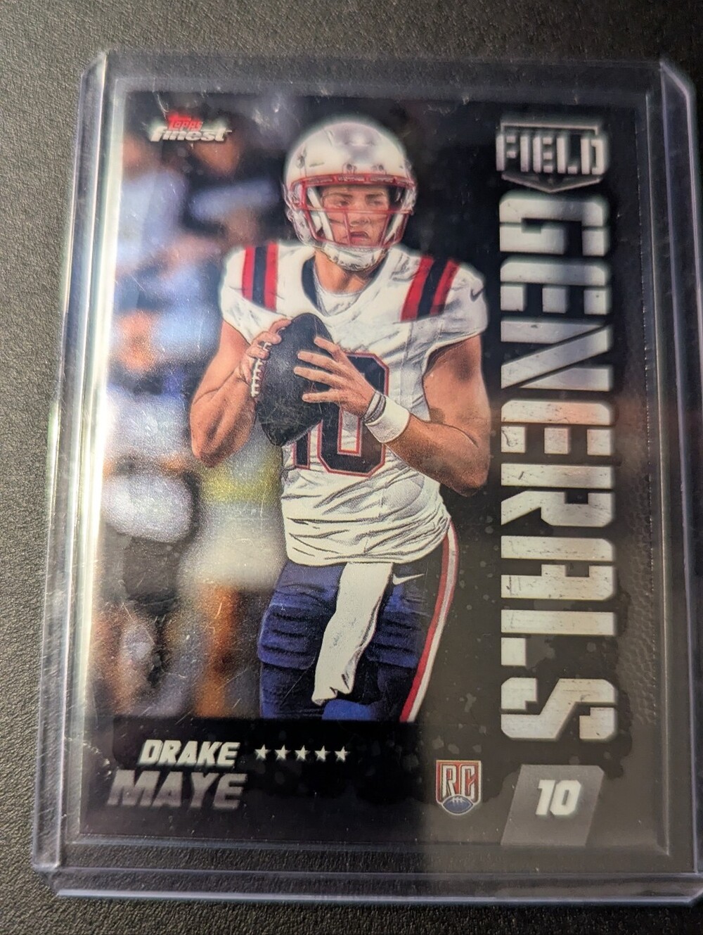 Topps Field Tectonics Drake Maye Card - White, Navy, Red